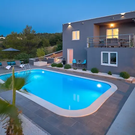 Vila Sun Spalato Borna Trogir