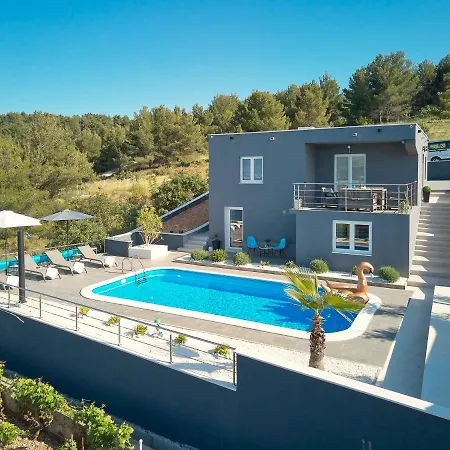 Sun Spalato Borna Trogir